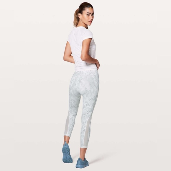 Lululemon Train Times 7/8 Pant *25" Jasmine White Multi / White 16469 - Picture 4 of 16